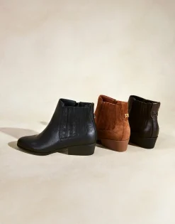 Comfortable Women's Covered Gore Western Ankle Bootie in Java Waxy Leather Leather