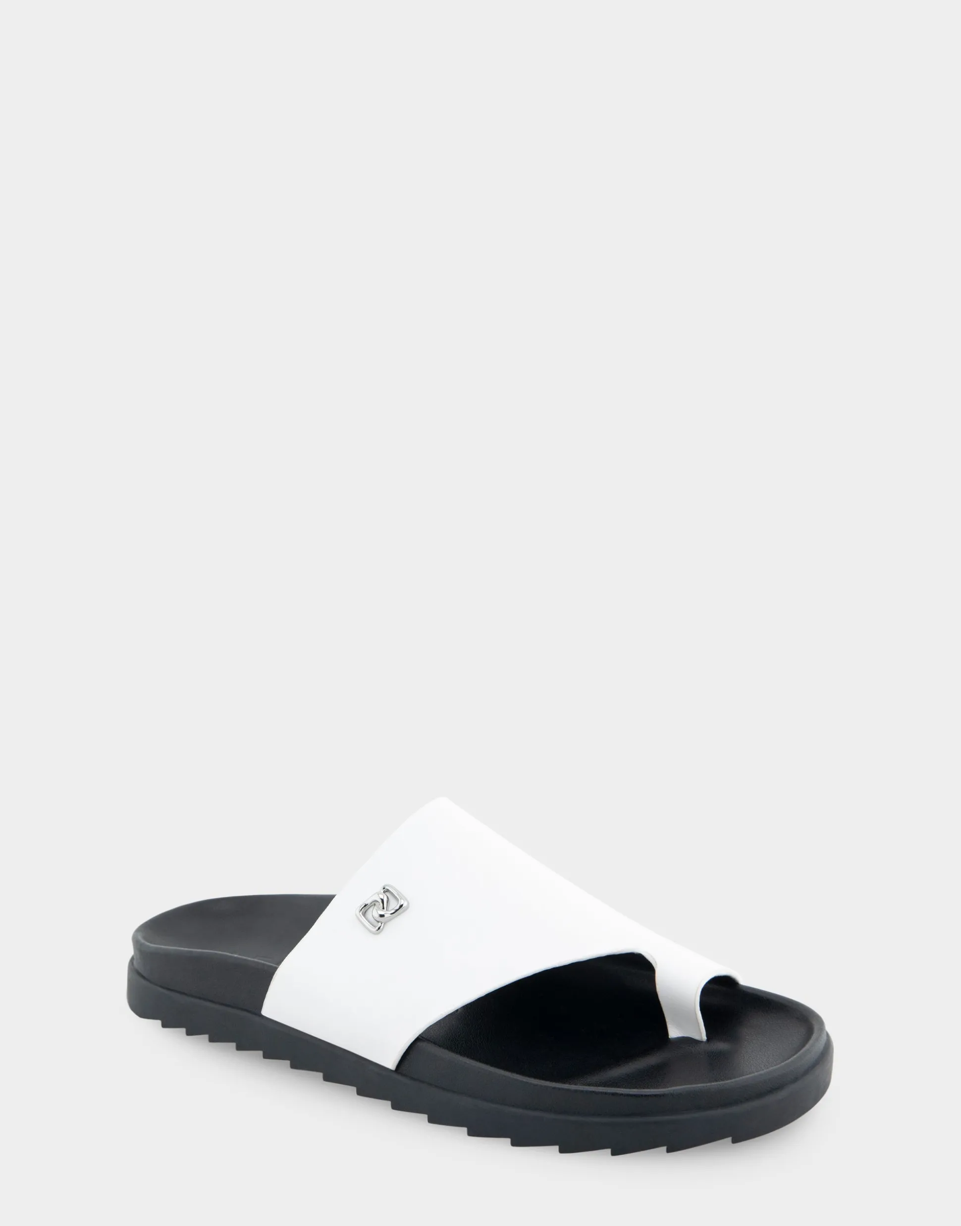 Comfortable Women's Hooded Toe Ring Footbed Sandal in White Leather