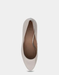 Comfortable Women's Mid Heel Pump in Champagne Genuine Leather